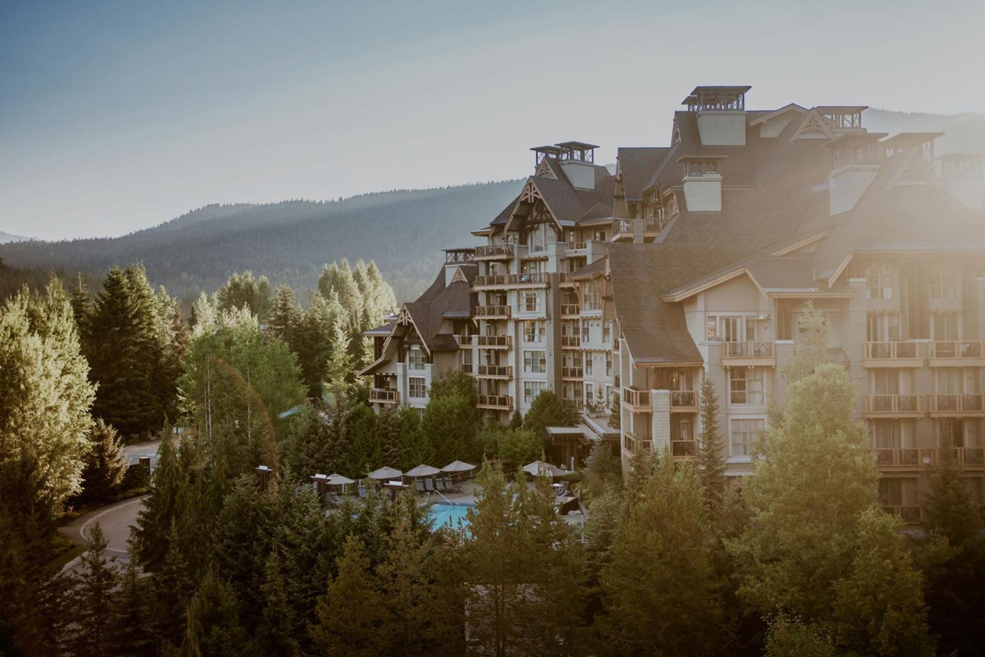 Four Seasons Resort Whistler Eksteriør bilde