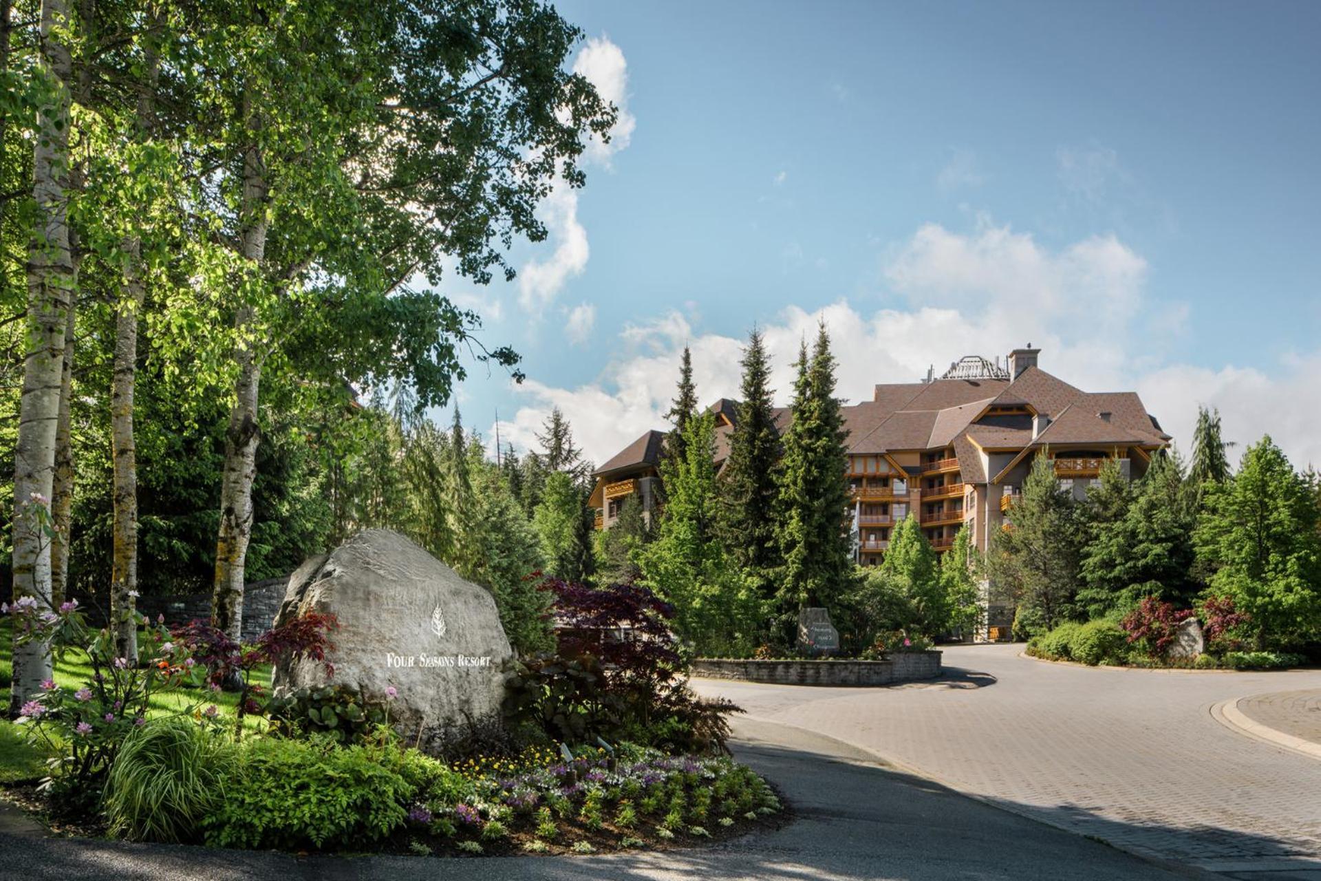 Four Seasons Resort Whistler Eksteriør bilde